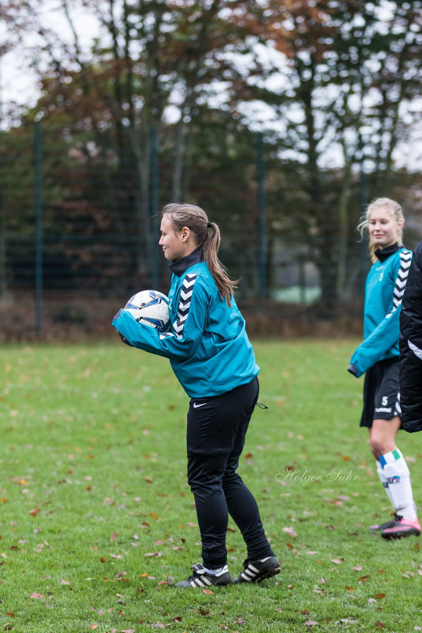 Bild 221 - Frauen SV Henstedt Ulzburg II - TSV Russee : Ergebnis: 5:0